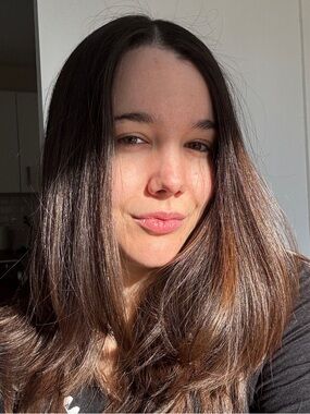 Meet your Posher, Myriane